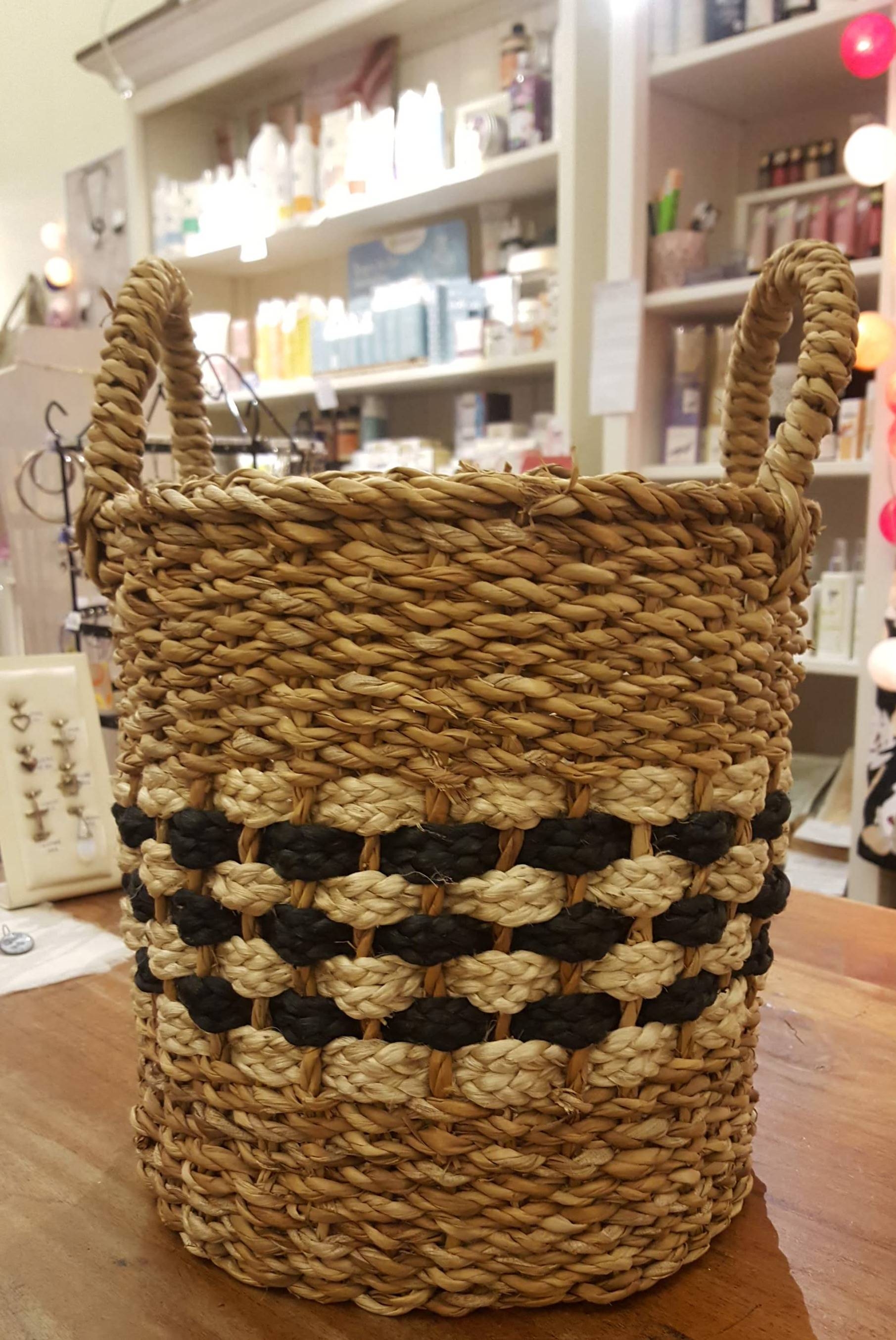 Cesto con manici in  hoogla con inserti in juta