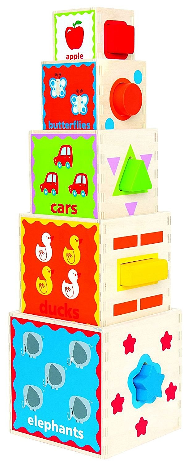 Piramide di gioco cubi e incastri