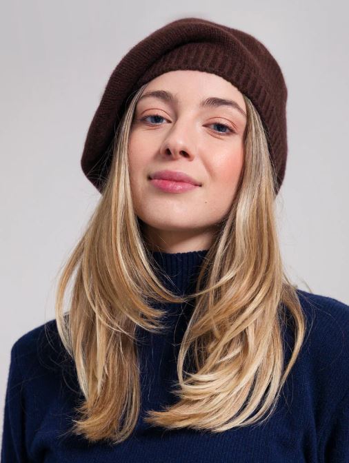 Basco in cashmere rigenerato Nives Brown caffè