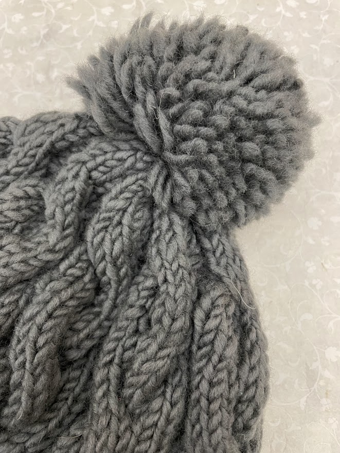 Berretto Bobble Grigio scuro in lana merinos