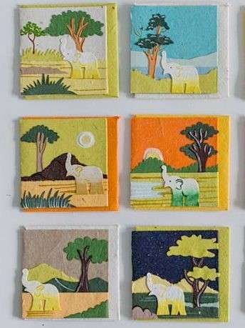 Bigliettino auguri elefanti in Dung Paper - cacca di elefante riciclata