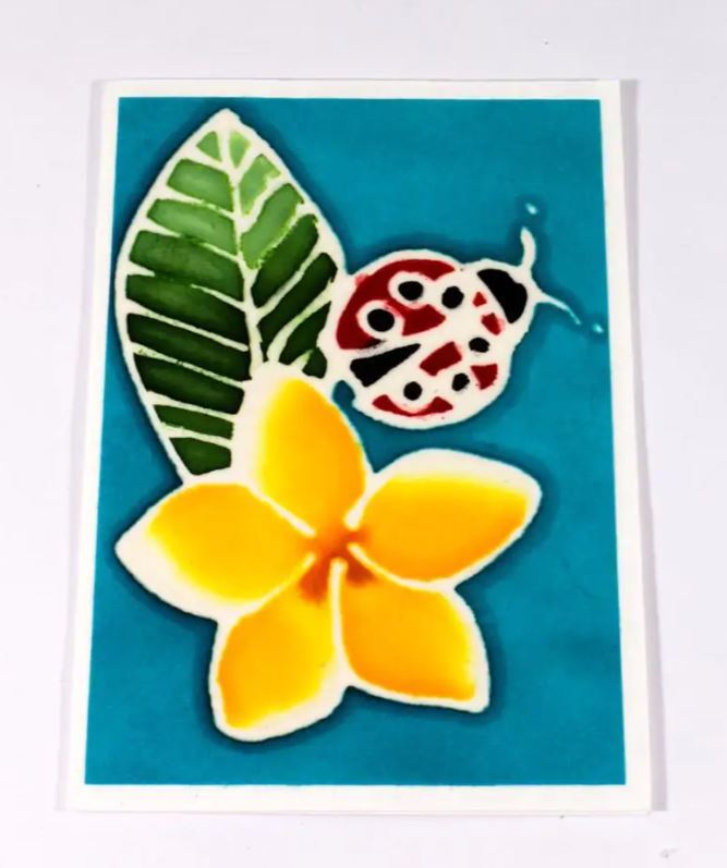 Biglietto auguri in carta gelso dipinta batik Coccinelle
