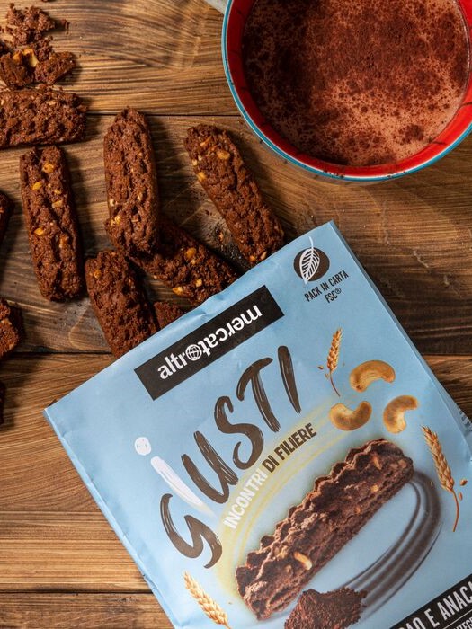 Biscotti frollini al cacao e anacardi Giusti Altromercato