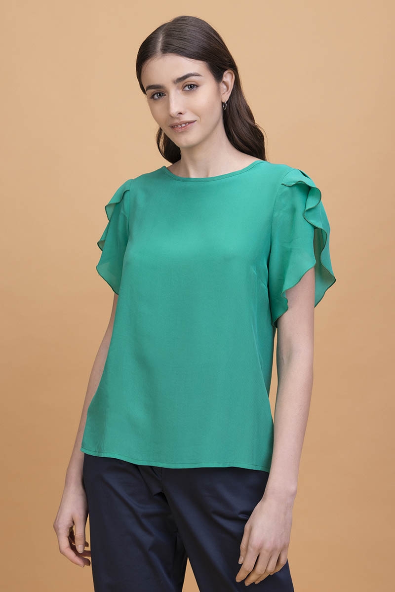 Colore verde dell'abito