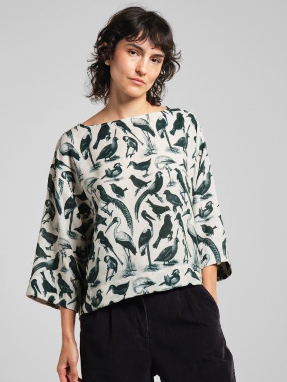 Camicia fluida fantasia Uccelli verde Vellinge, Dedicated.