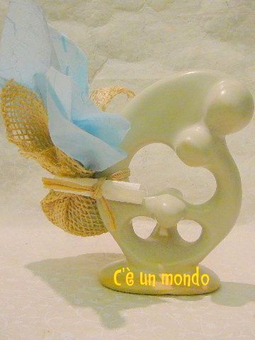 Bomboniera statua in pietra famiglia