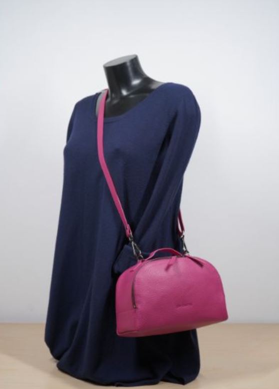 Borsa bauletto in pelle Susina