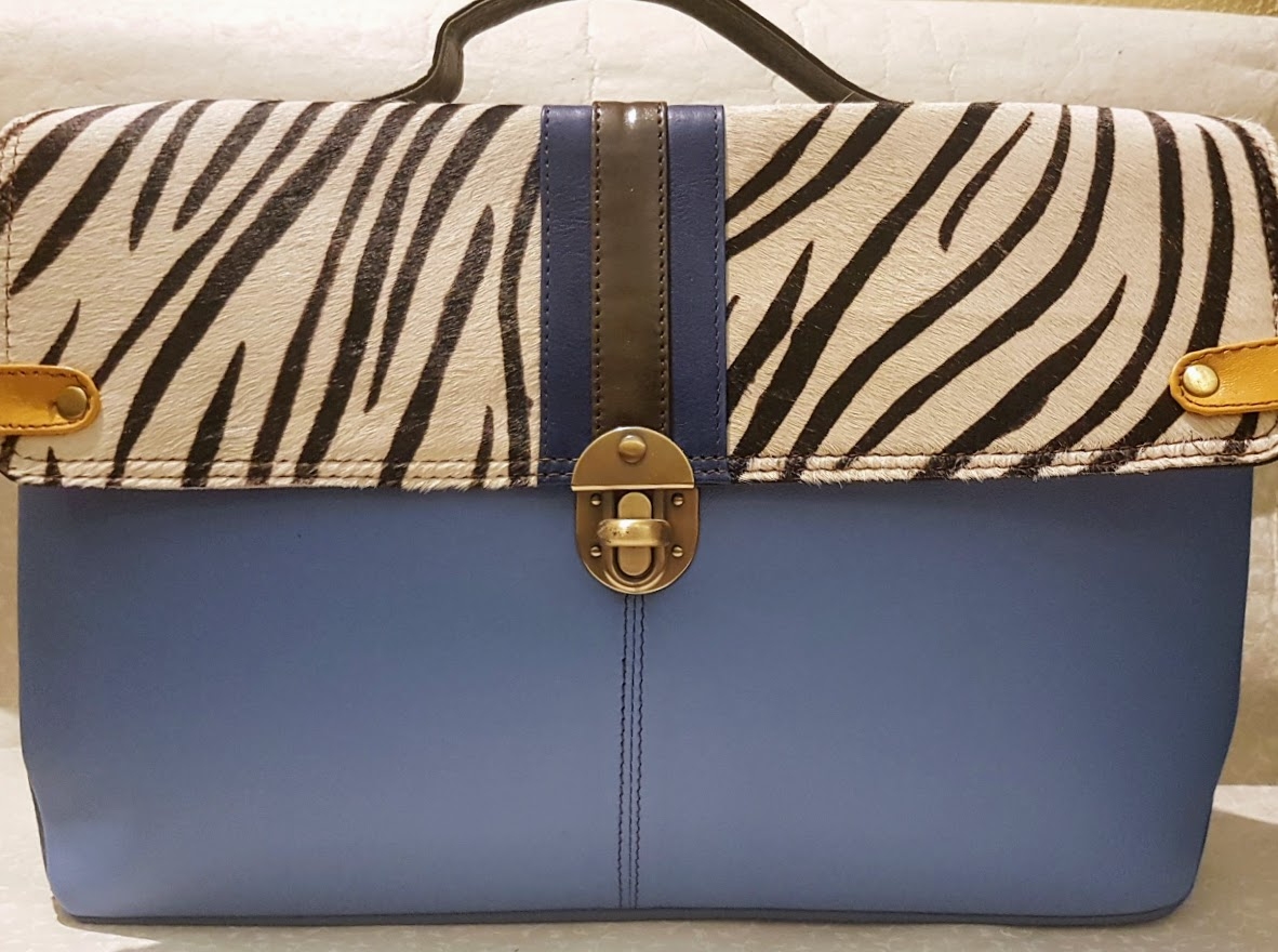 Borsa LAVORO con tracolla in pelle riciclata e colorata Azzurra SORUKA - Orleans stampa pelo
