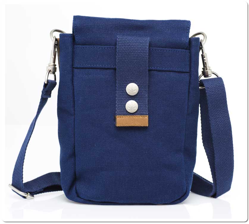 Visione del retro in blu