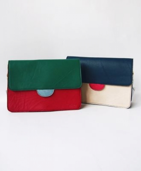 Borsa rettangolare in pelle riciclata e colorata SORUKA - Tongue plain