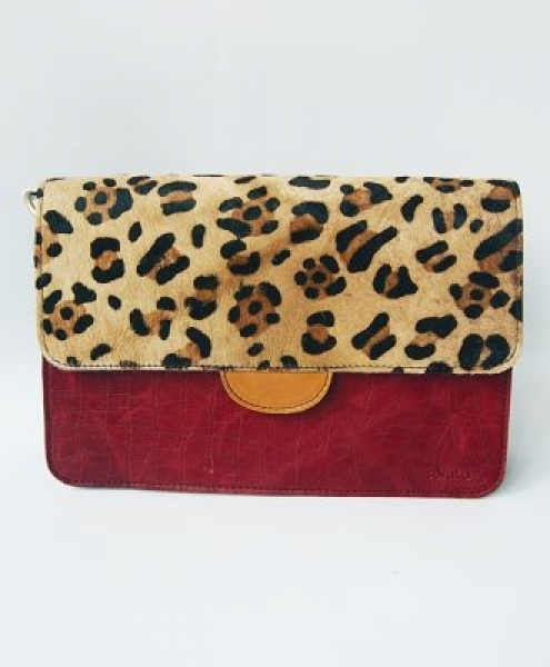 Borsa rettangolare in pelle riciclata e colorata SORUKA - Tongue pelo
