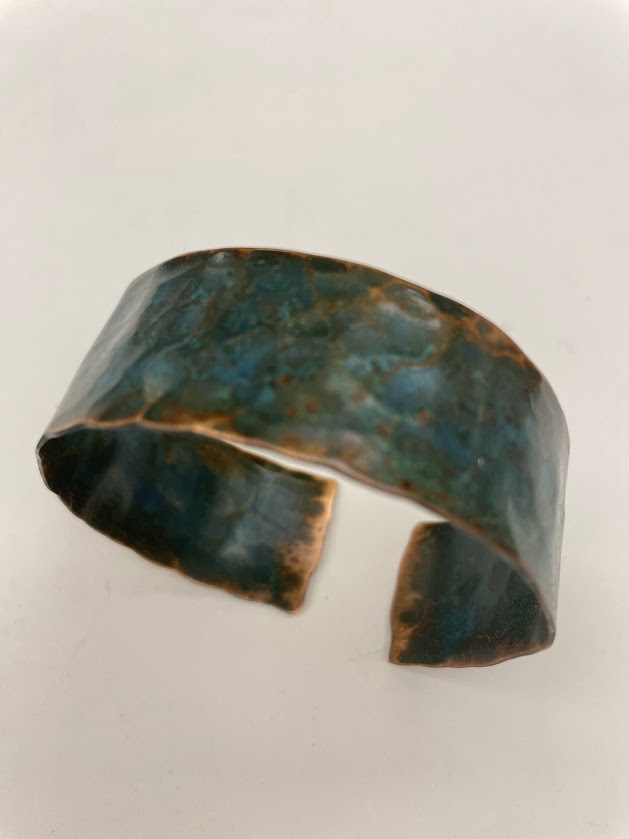 Bracciale di rame ossidato martellato medio - Hoiko