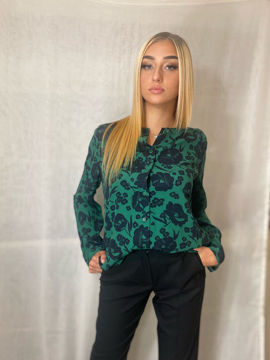 Camicia in viscosa Frida fantasia in verde scuro - Quid per OnEarth