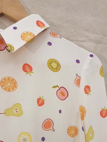 Camicia chiusa Wanita bianca Frutta