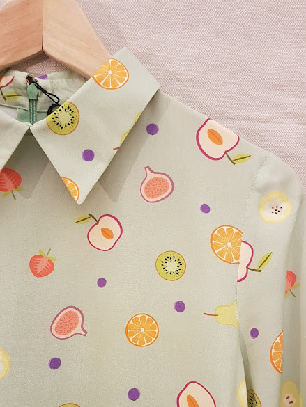 Camicia chiusa Wanita verde chiaro Frutta