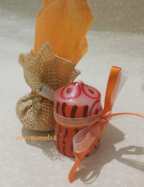 Candela dipinta a mano con Portaconfetti e nastri Arancio
