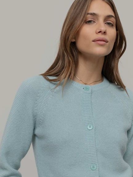 Cardigan corto donna in cashmere rigenerato celeste oceano. Moda etica circolare e sostenibile, fatti in Italia. Acquista online o nel negozio a Bologna