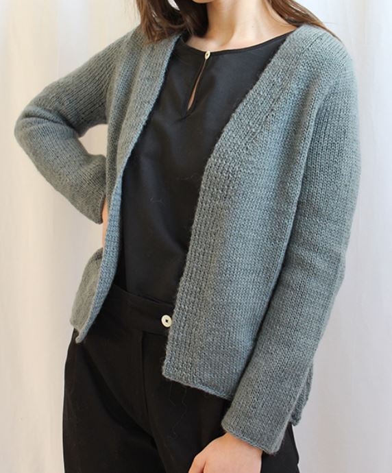 Cardigan in lana fatto a mano Infinito color Avio