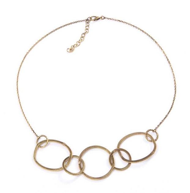 Collana catenina dorata con anelli zigrinati Giovanna - On Earth
