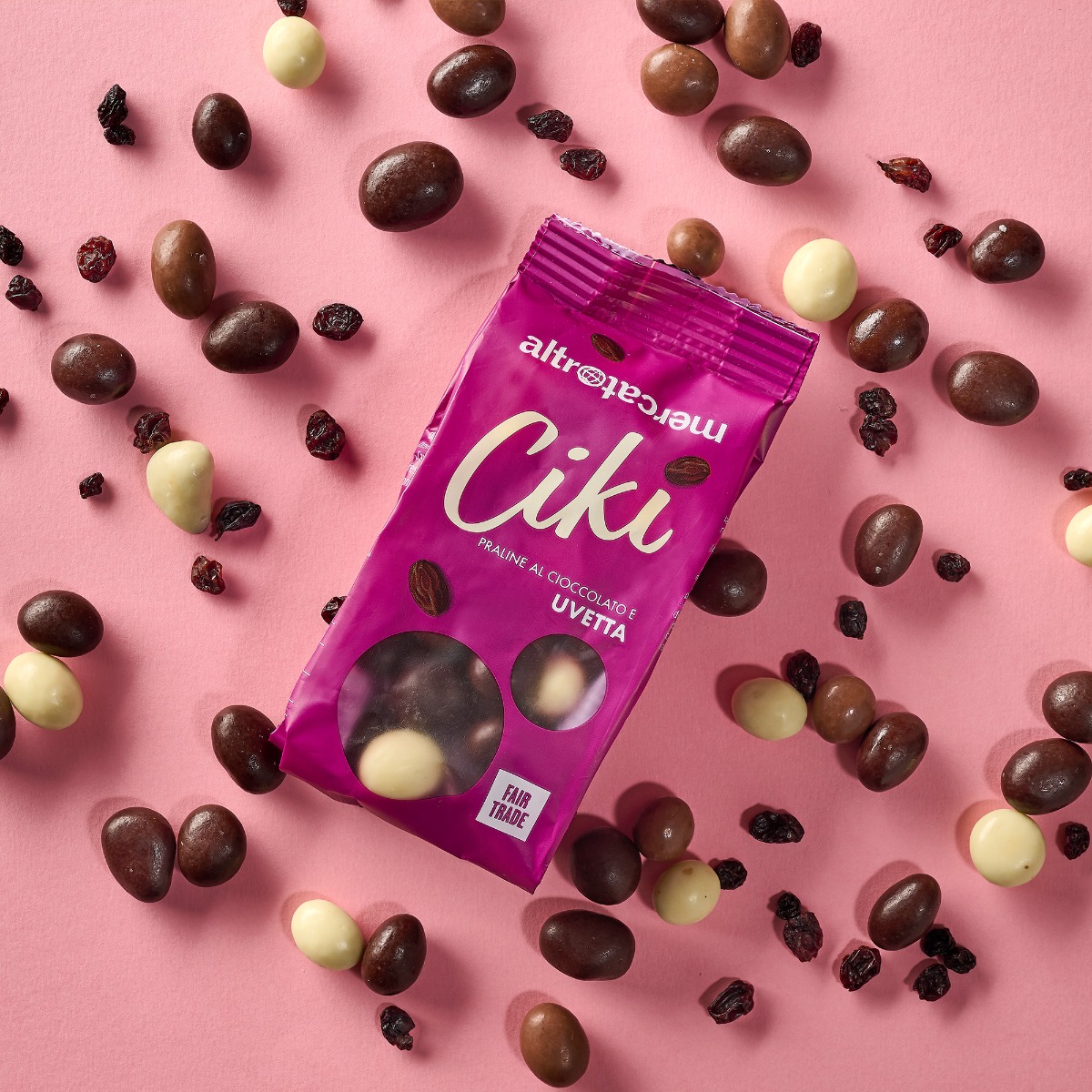 Ciki dragée praline di uvetta al cioccolato Altromercato.