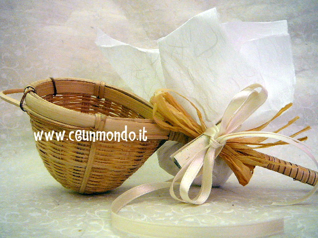 Colino in bamboo con Portaconfetti