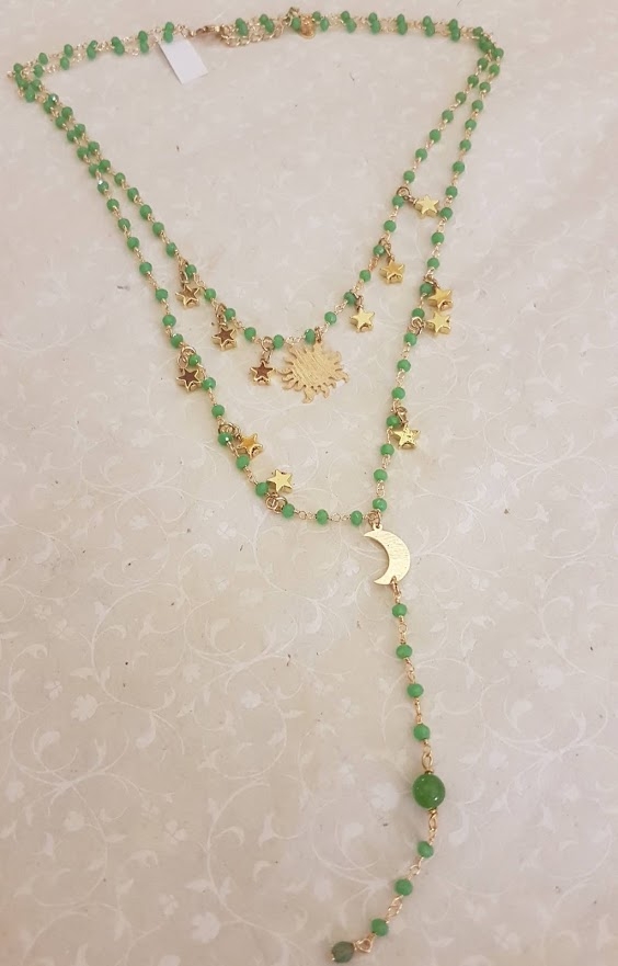 Collana sole luna dorata pietre verdi