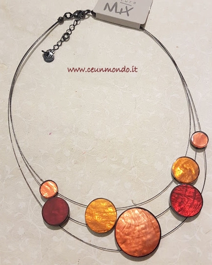 Collana girocollo cerchi in madreperla e resina variegati Corallo - Culture Mix