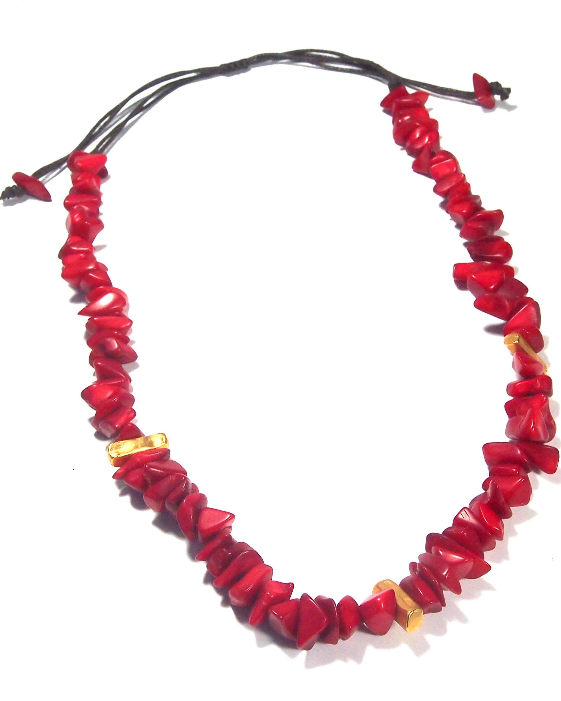 Collana girocolo di semi di chicon Rossa e 3 perle placcate oro Luce