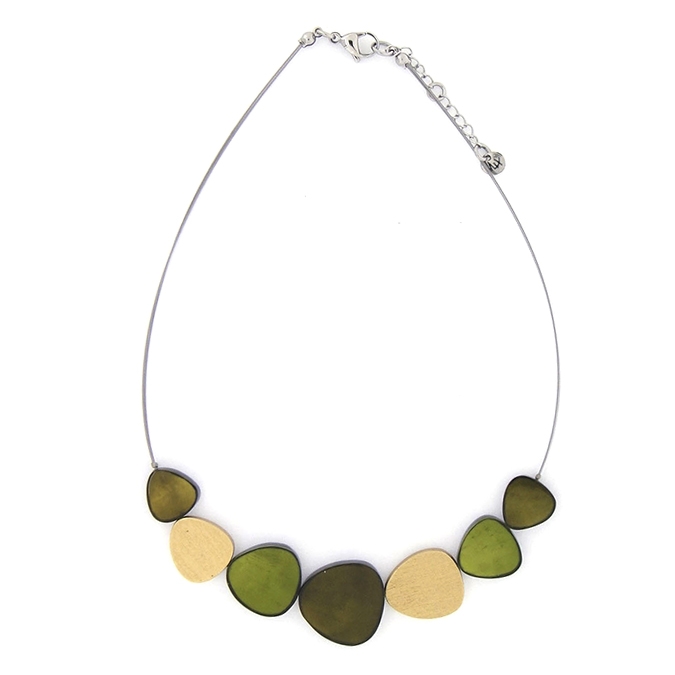 Collana girocollo con triangoli in madreperla ricoperta di resina e alluminio Verde e oro