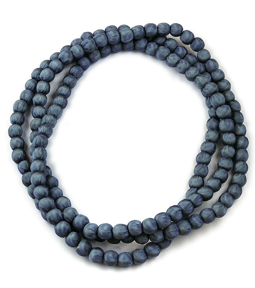 Collana in seta DOAN grigio medio