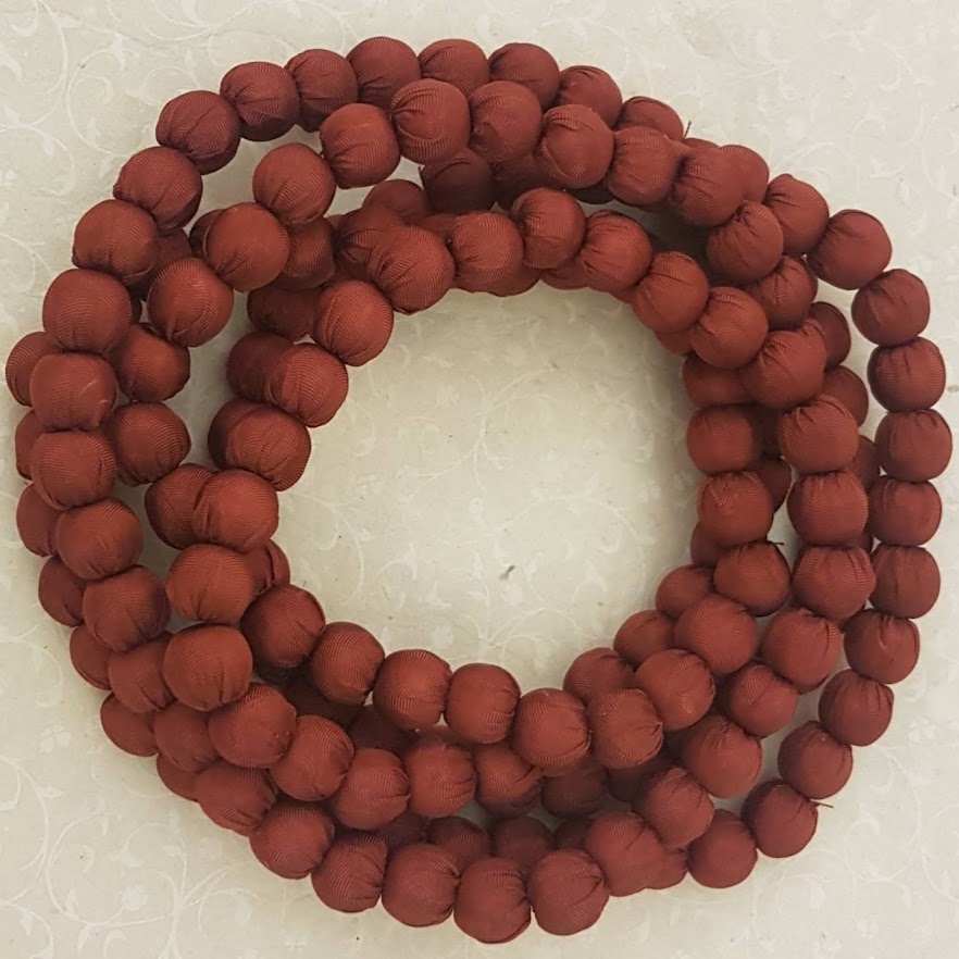 Collana in seta Doan Marrone bruciato