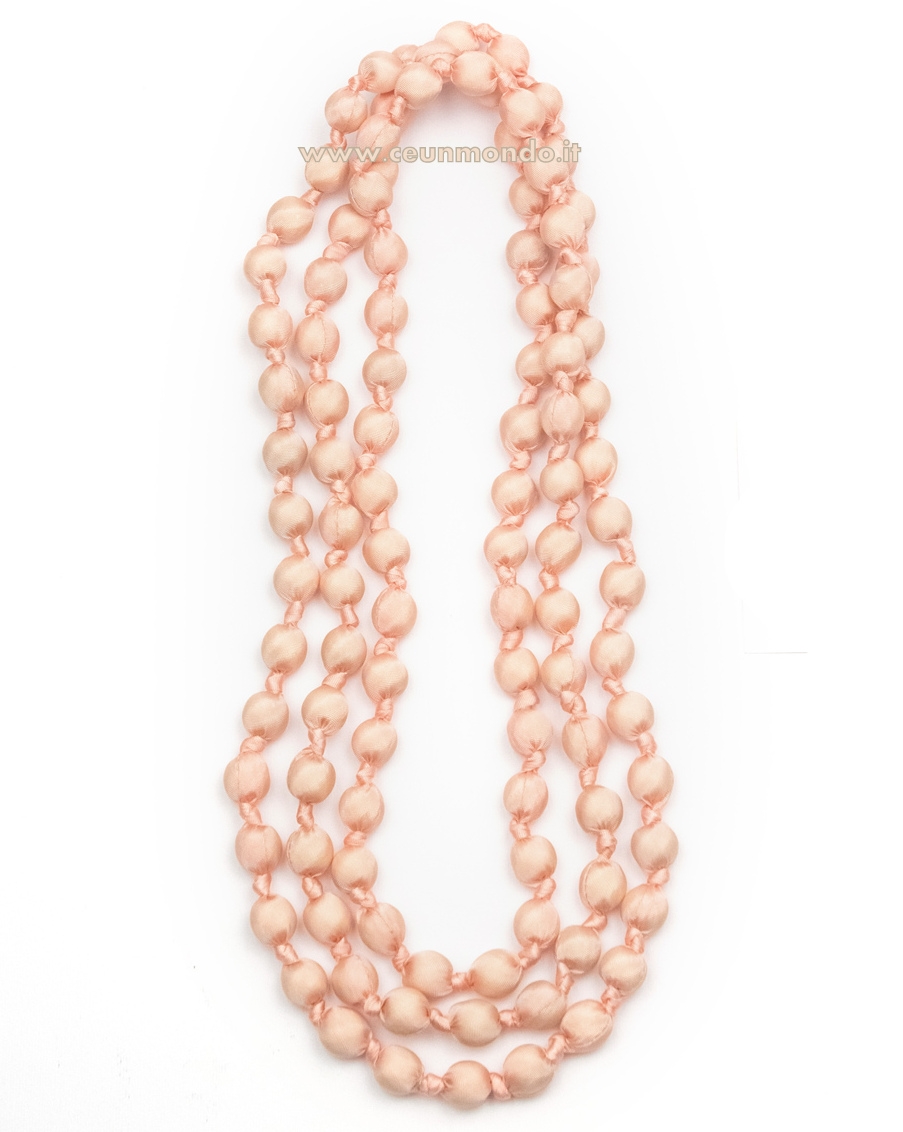 Collana in seta Rosa chiaro nodi