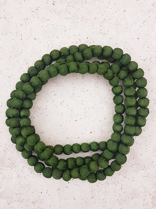 Collana seta verde abete
