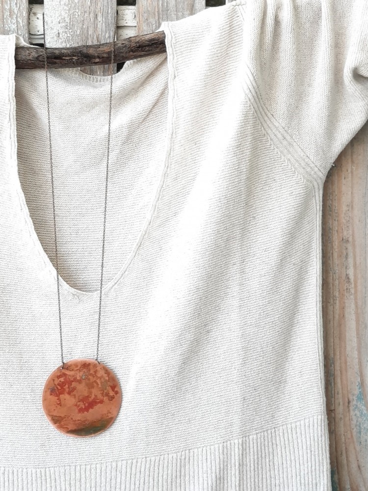 Collana lunga con ciondolo grande SOLE in rame ossidato - Hoiko
