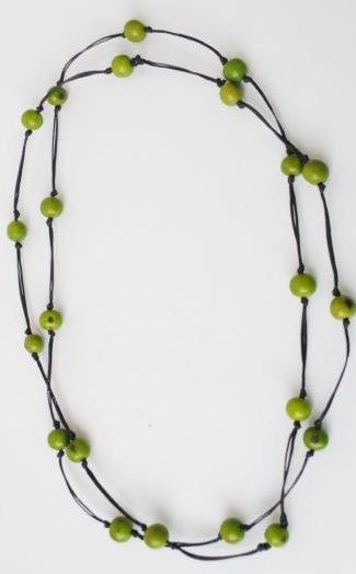 Collana lunga di perle di semi di acai diradate Verde