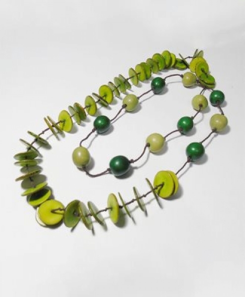 Collana lunga di semi di tagua e chicon Primavera Verde