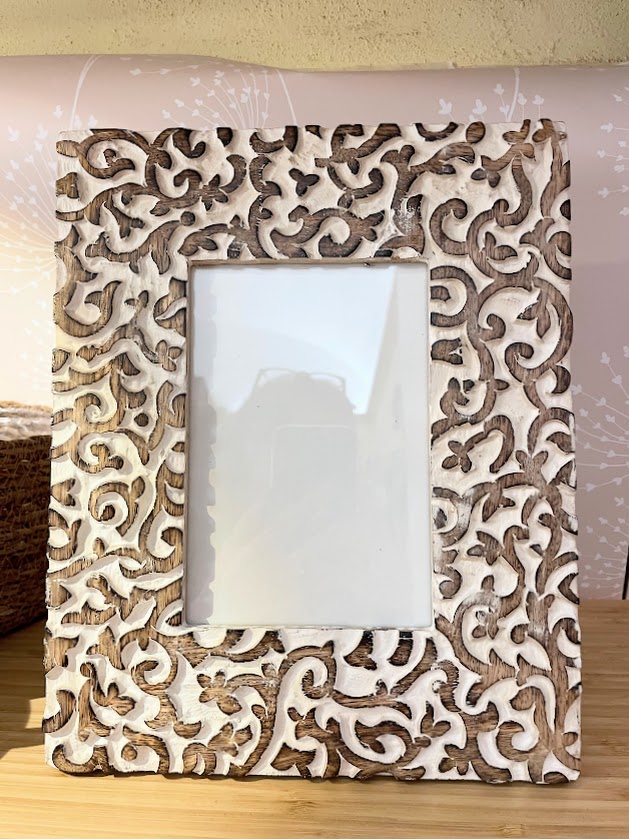 Cornice portafoto grande in legno Ricamo