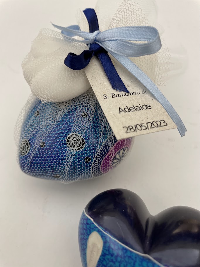 Bomboniera cuore medio in tulle con confetti