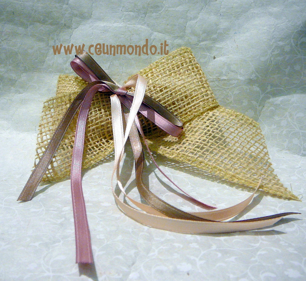 Portaconfetti a fiocco con nastri champagne