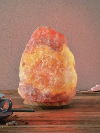 Lampada di sale rosa dell'Himalaya 4-6kg con presa elettrica e lampadina inclusi.