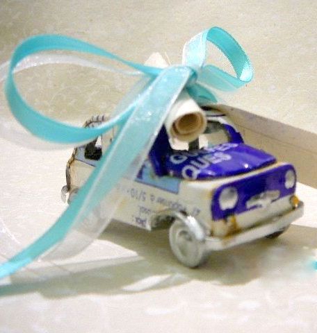 Macchinina fiat 500 con nastri