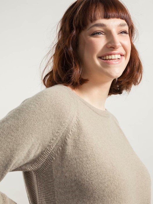 Maglione donna in cashmere rigenerato curvy Era Beige - Rifò