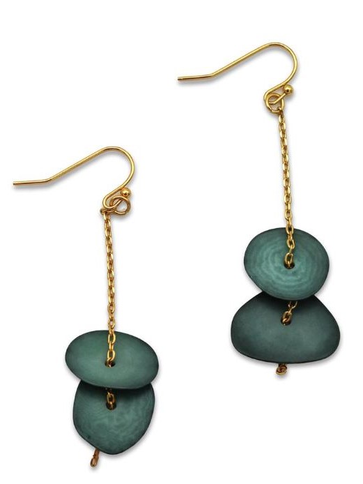 Orecchini lunghi dorati con petali di tagua Blu