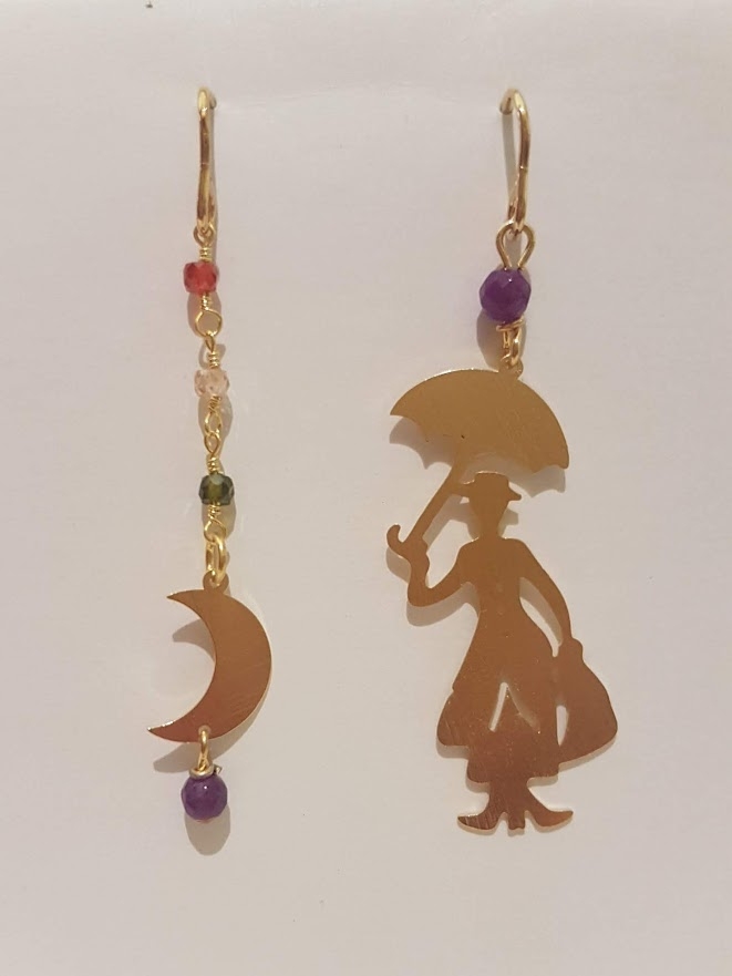 Orecchini Mary Poppims con luna crescente lunghi in ottone - Barbara Burgio