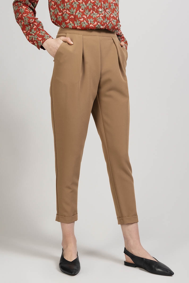 Pantalone a vita alta con baschina Quid cammello