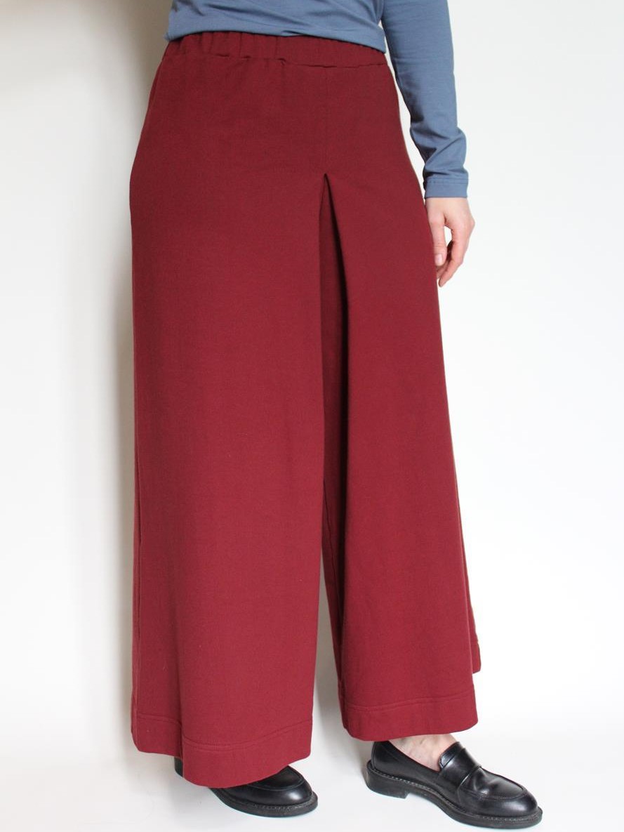 Pantaloni cropped in cotone organico felpato Vele Terra rossa