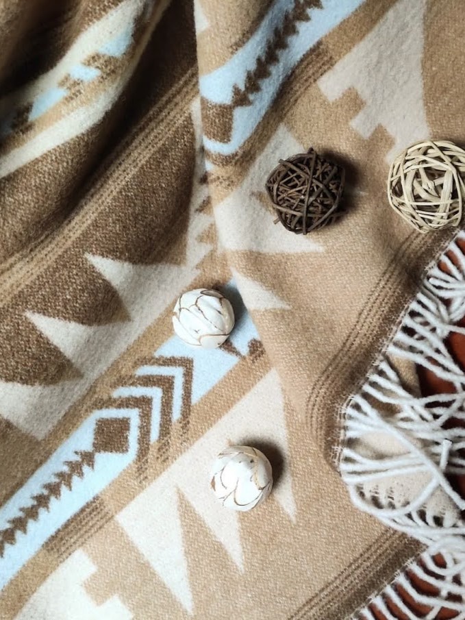 Plaid Navajo in fibra misto lana rigenerata beige azzurro