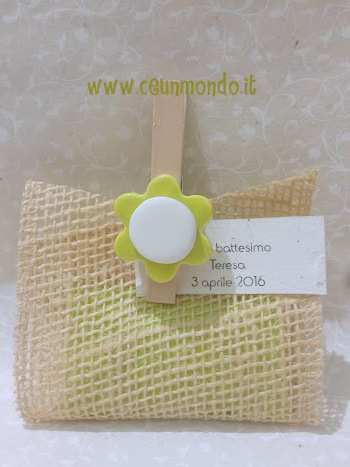 Bomboniera con molletta in ceramica