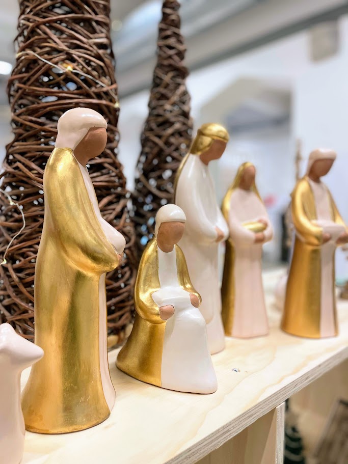 Presepe in ceramica chulucana grande Purezza 7 personaggi