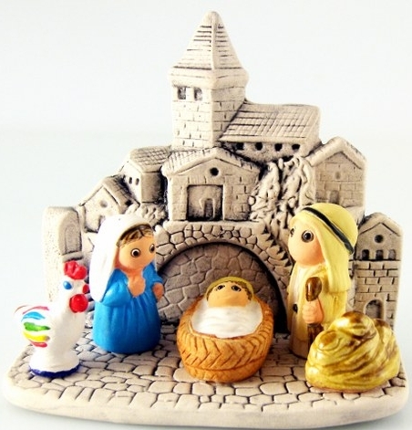 Presepe Matera della linea presepi dal Mondo con i Sassi sullo sfondo. In ceramica.